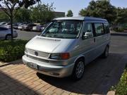 VOLKSWAGEN EUROVAN Volkswagen EuroVan MV Weekender Package