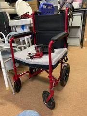 Medical Equipment Support for Seniors: Wheelchairs, Walkers & More